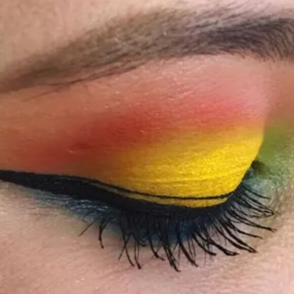 Mac Cosmetics Matte Eyeshadow - Picture 6 of 7